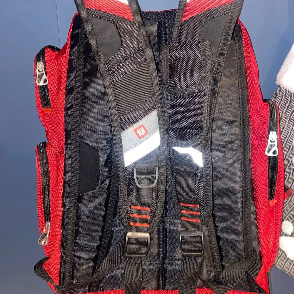 FUL Red Multi-Pocket Backpack with‎ audio port NWOT